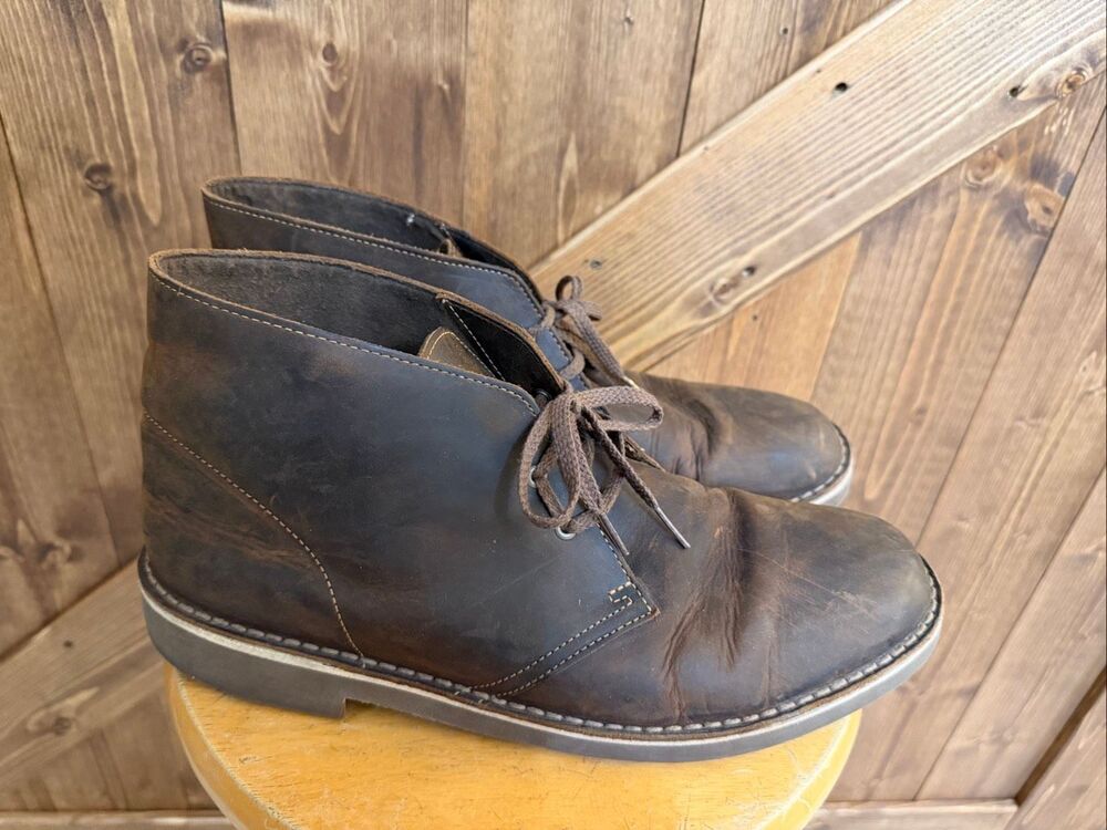 Clarks Men’s Brown Leather Chukka Boots – Size 10.5
